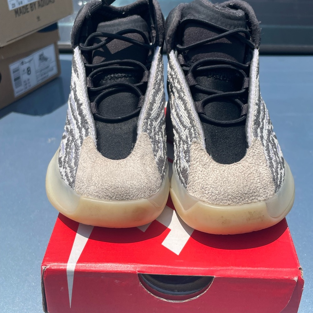 Yeezy quantum 7k toddler
